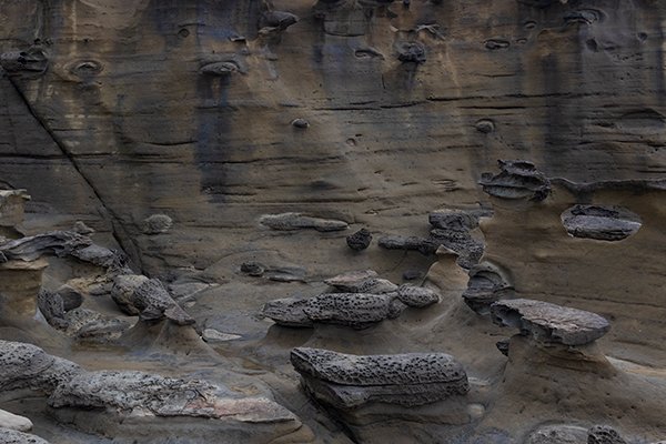 different shapes of mountain rocks