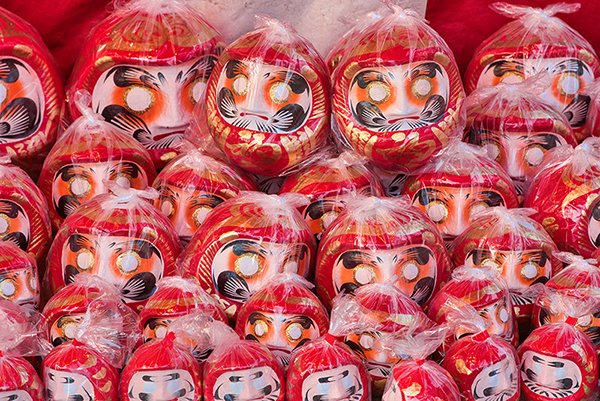 New daruma dolls for sale in the store